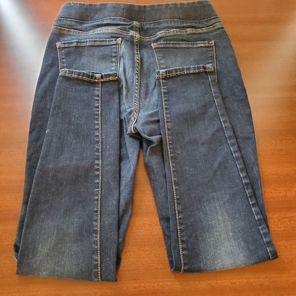 Old Navy Rockstar Built in Sculpt Pull-ups - Picture 5 of 7